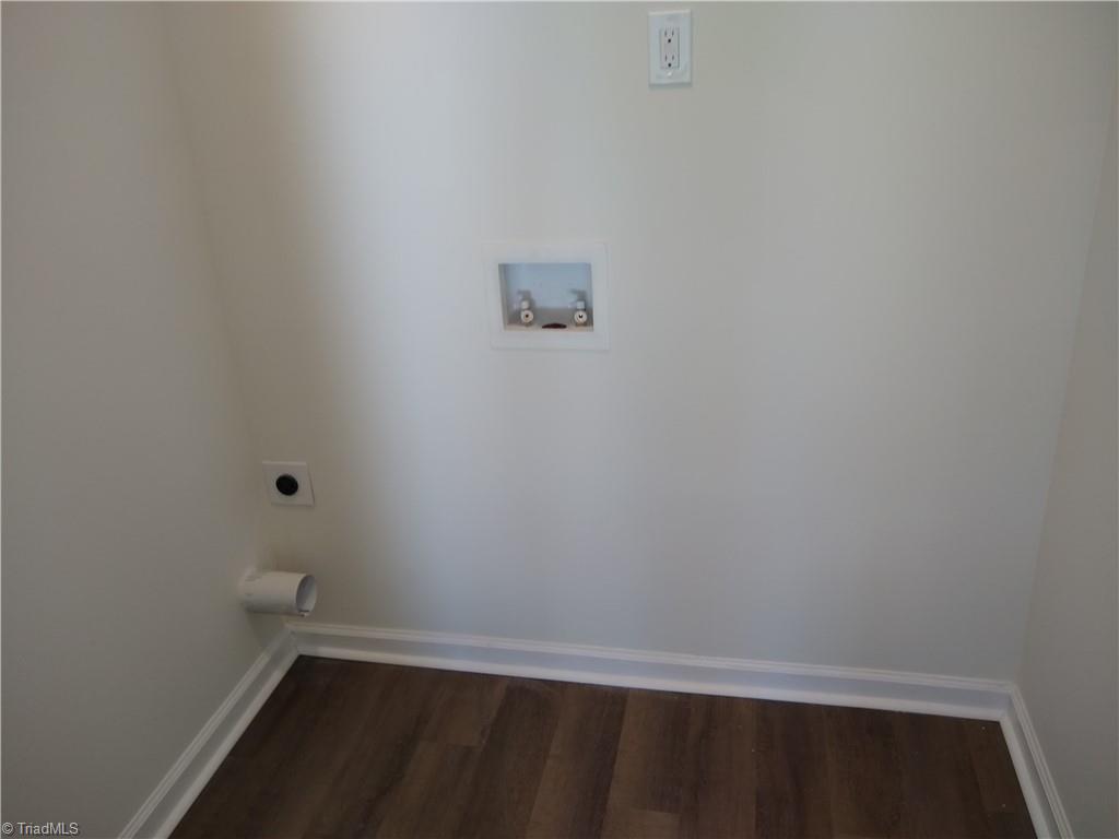 725 Meadowgreen Village Drive