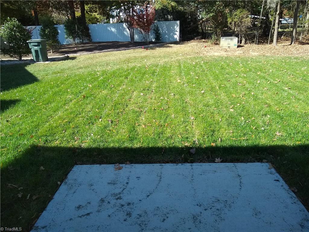 725 Meadowgreen Village Drive