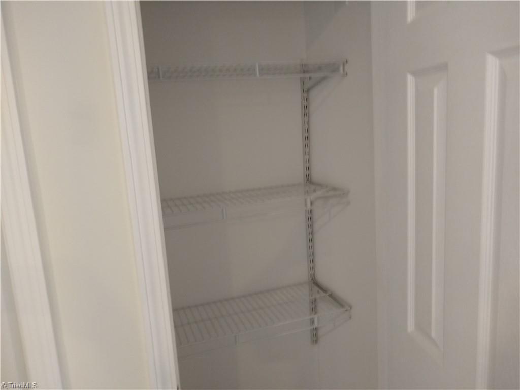 725 Meadowgreen Village Drive