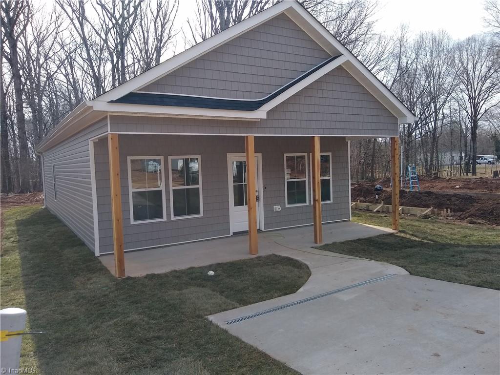 725 Meadowgreen Village Drive