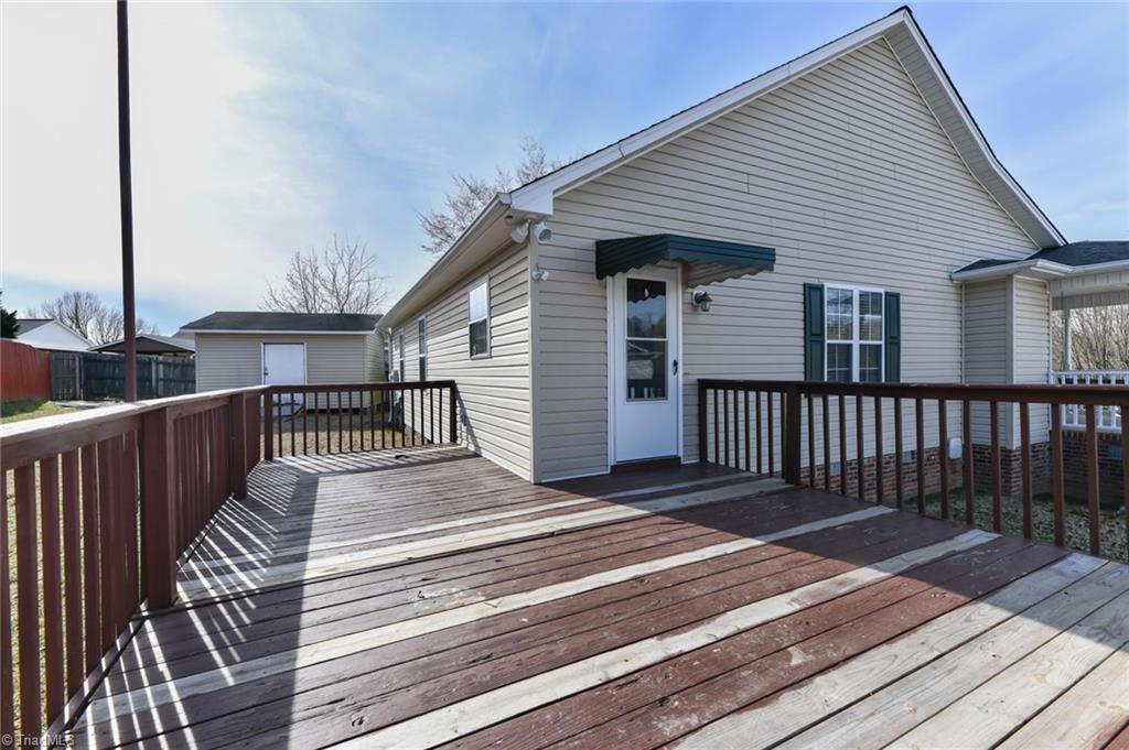 636 Fernway Drive