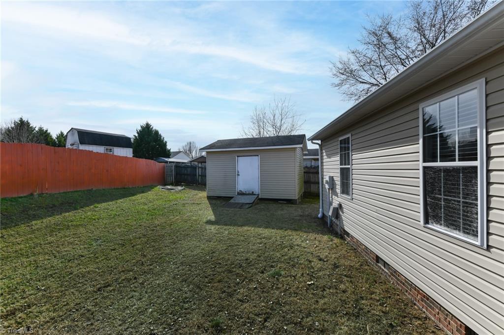 636 Fernway Drive