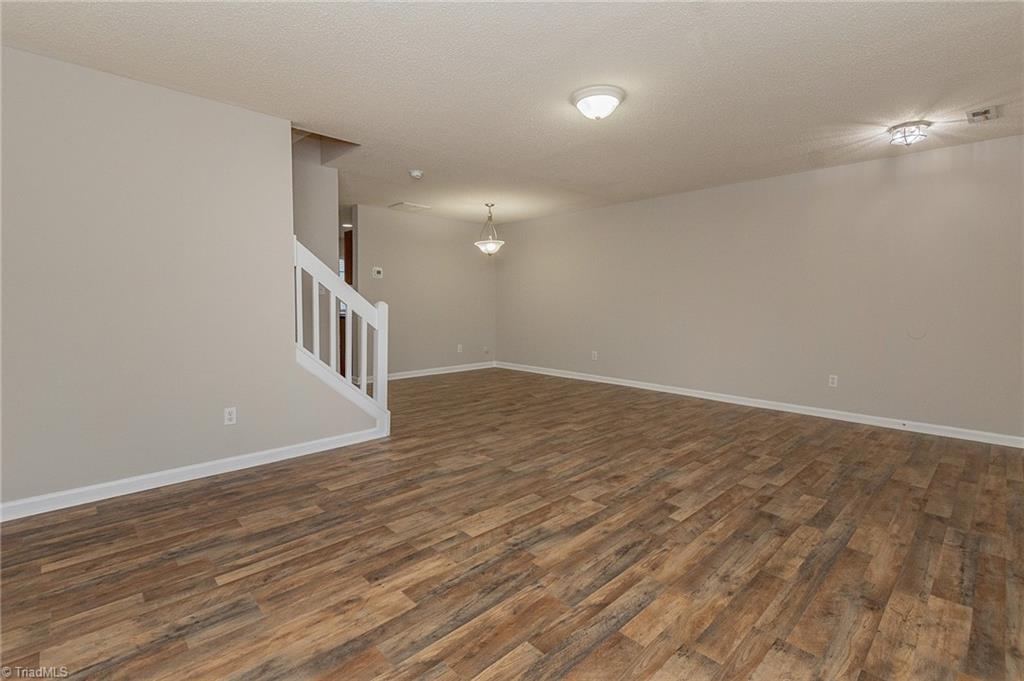 6418 Coral Vine Way