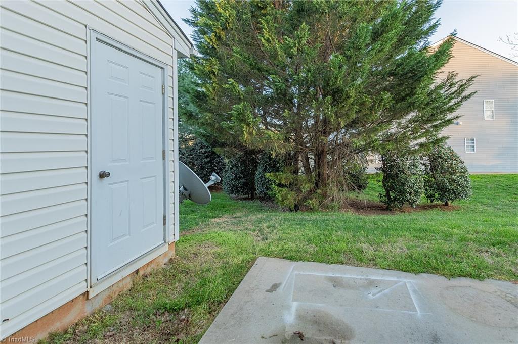 6418 Coral Vine Way