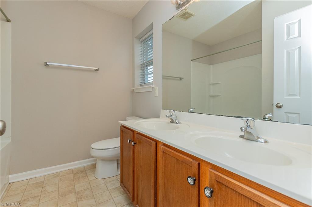 6418 Coral Vine Way
