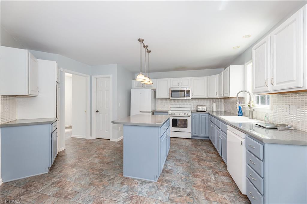 3407 Regina Court