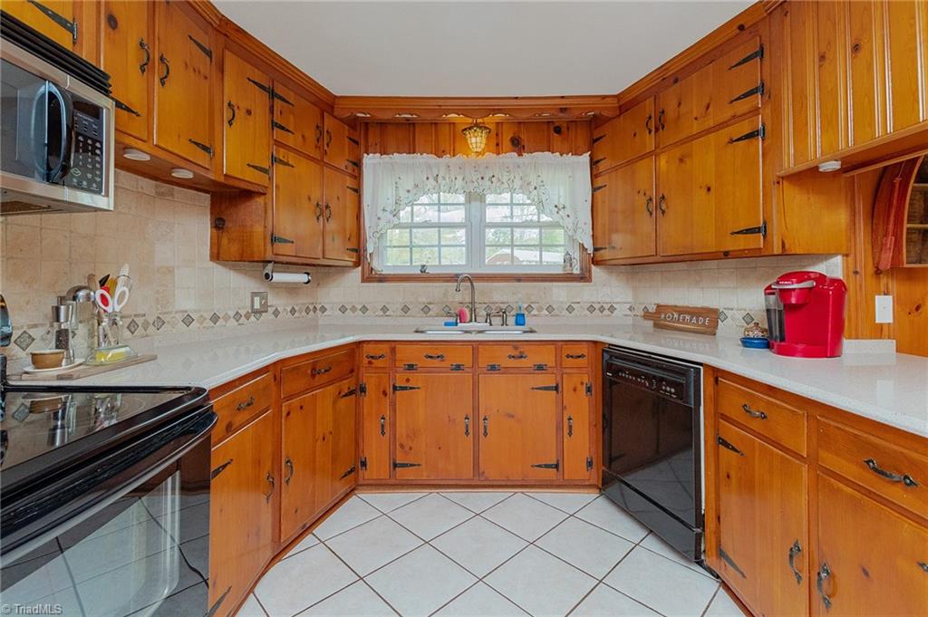 1317 Brookwood Drive