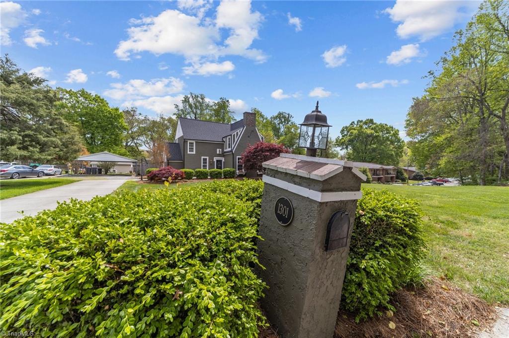 1301 Pennrose Drive