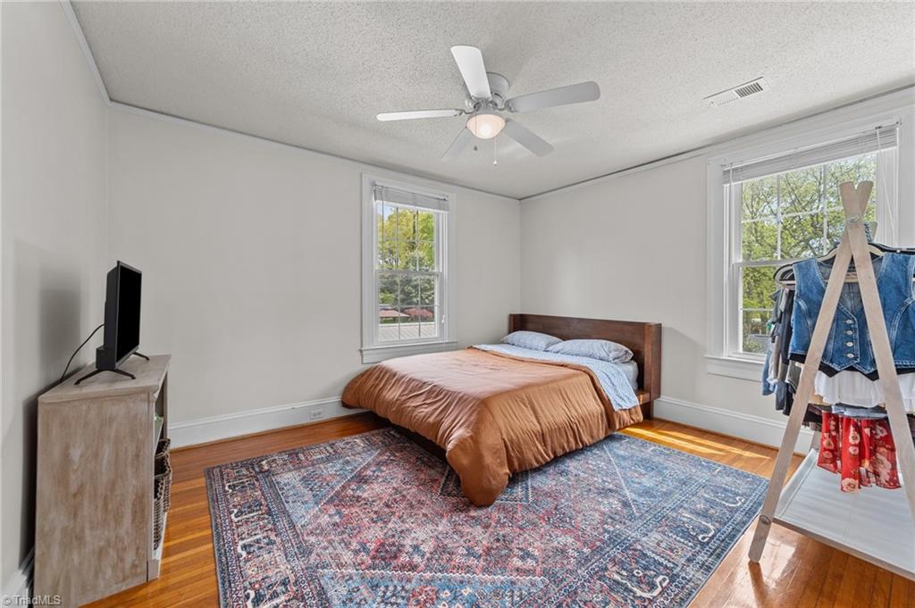 1301 Pennrose Drive