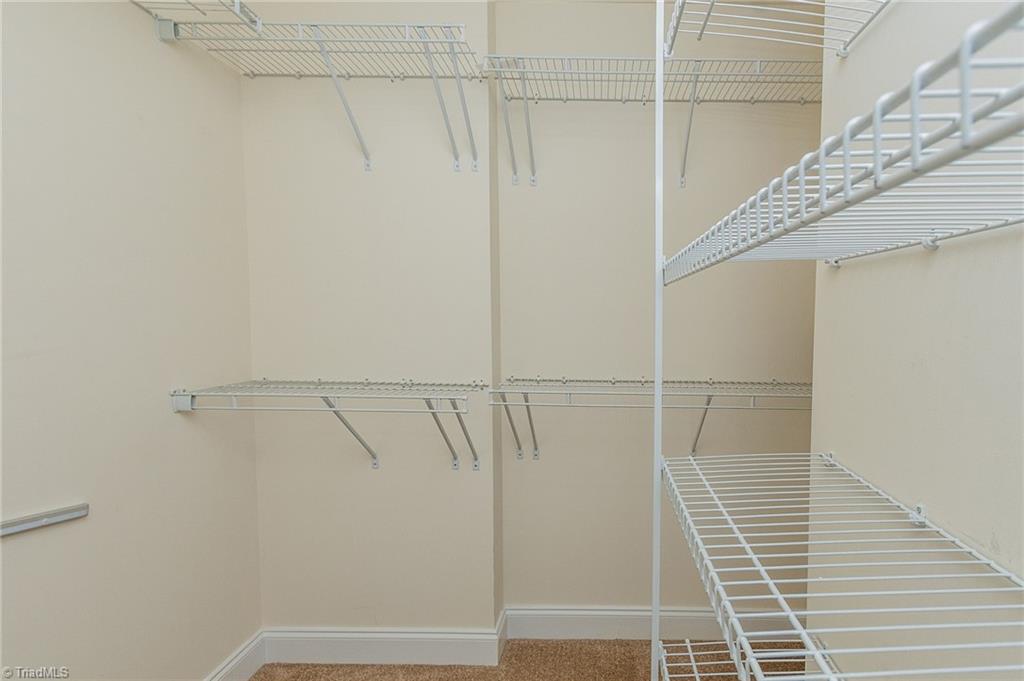 32 Pitlockry Place