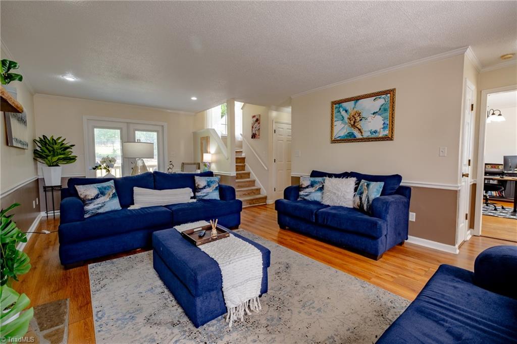 403 Ashton Circle
