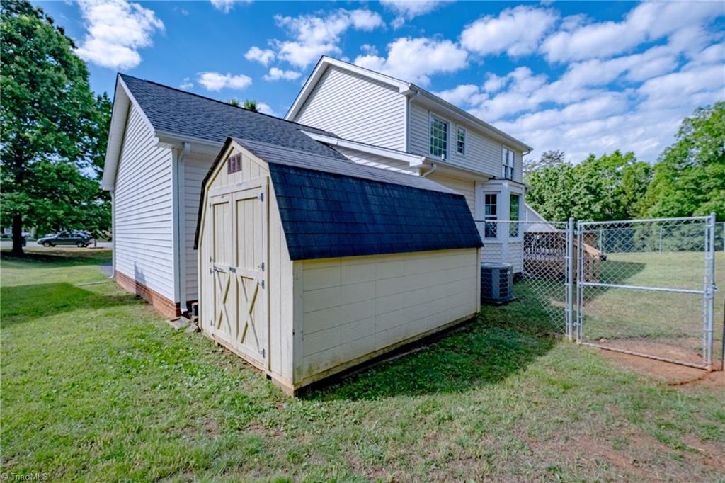 403 Ashton Circle