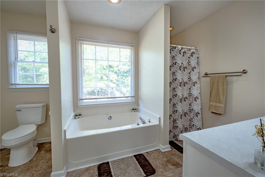 403 Ashton Circle