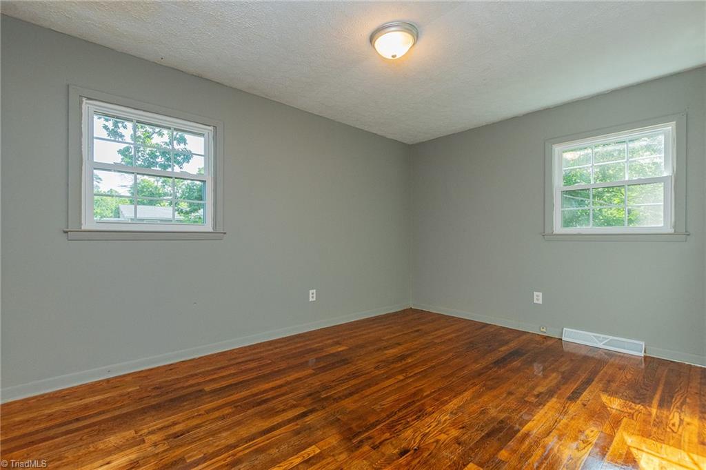 406 Kings Drive