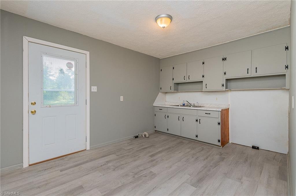 406 Kings Drive