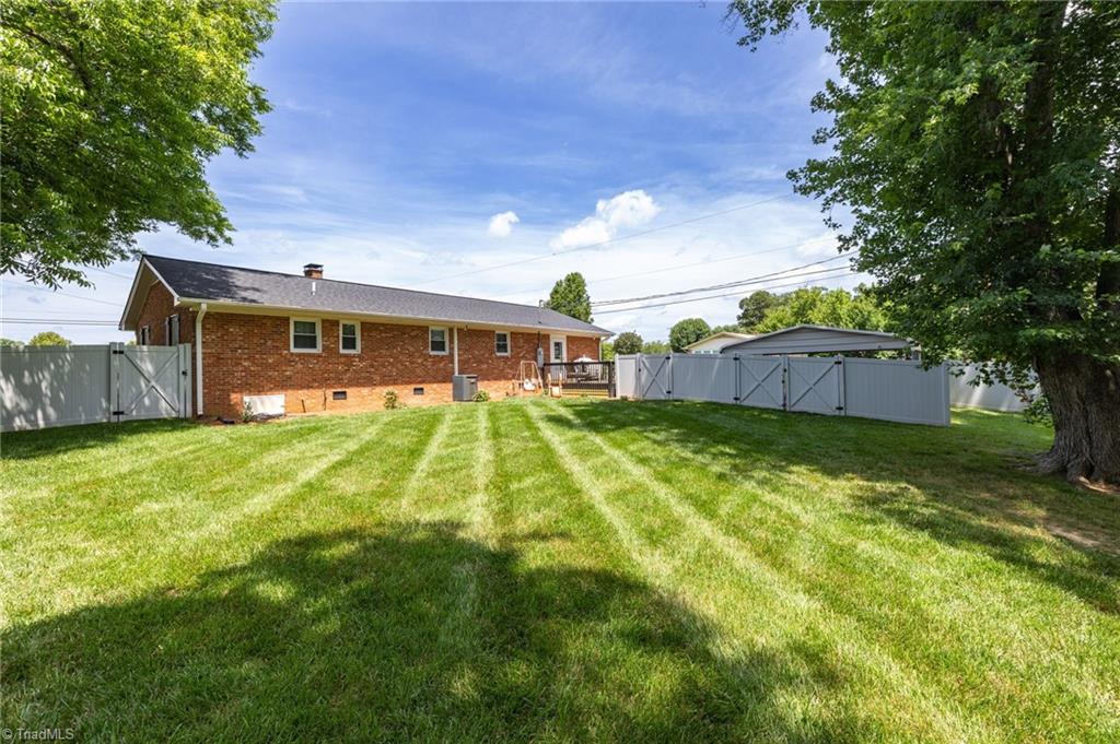8108 US Highway 158 W
