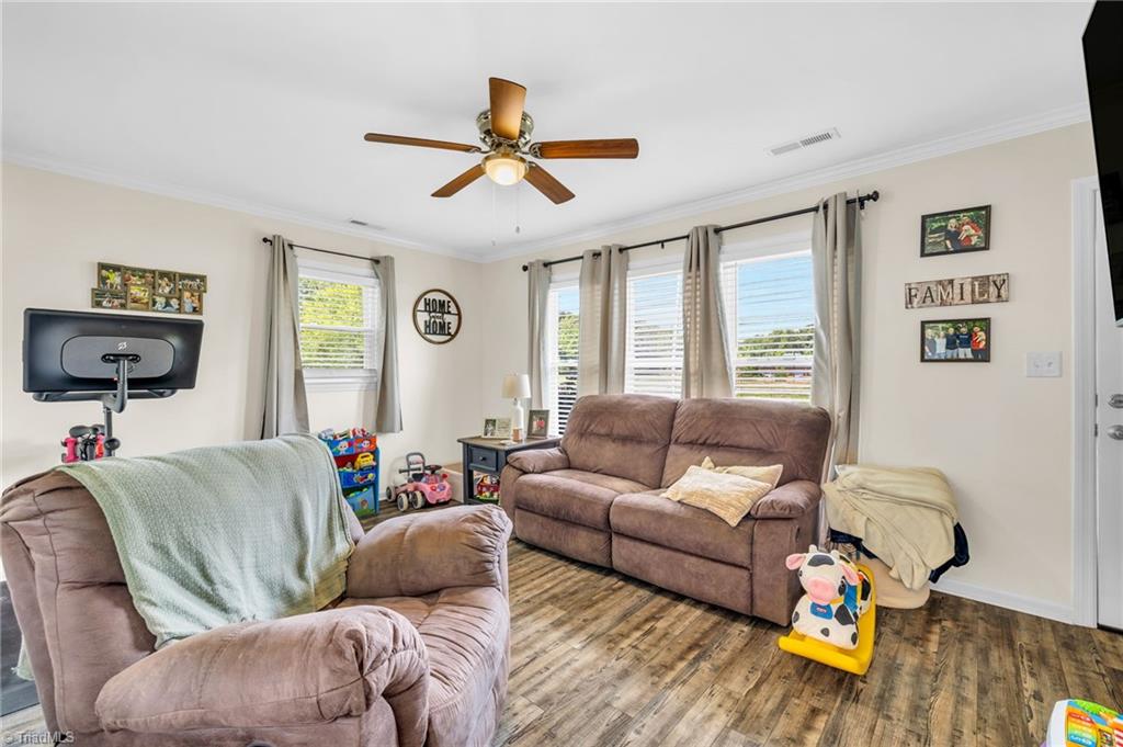 8108 US Highway 158 W