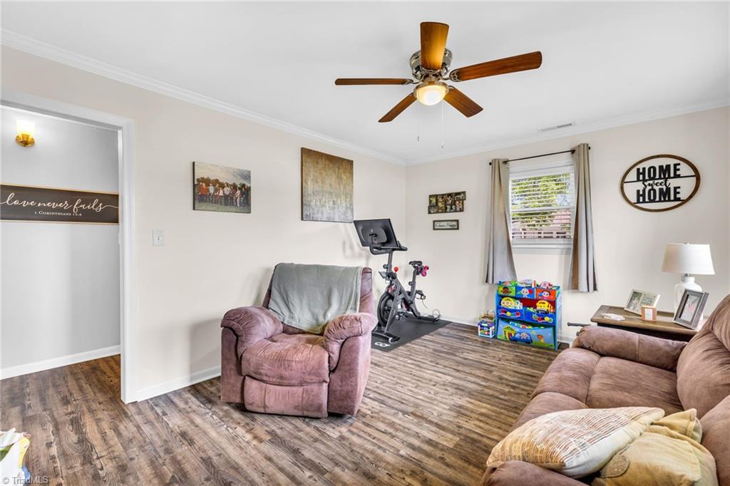 8108 US Highway 158 W