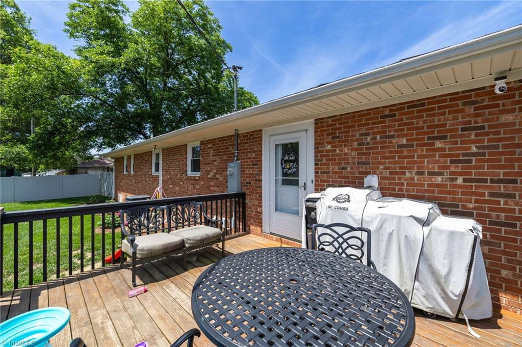 8108 US Highway 158 W