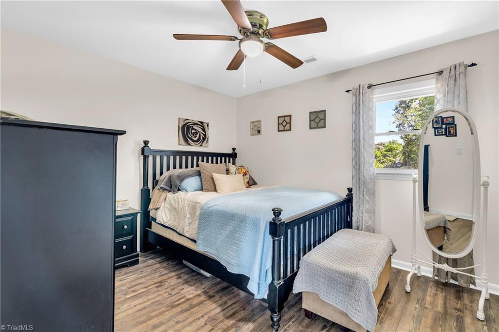 8108 US Highway 158 W