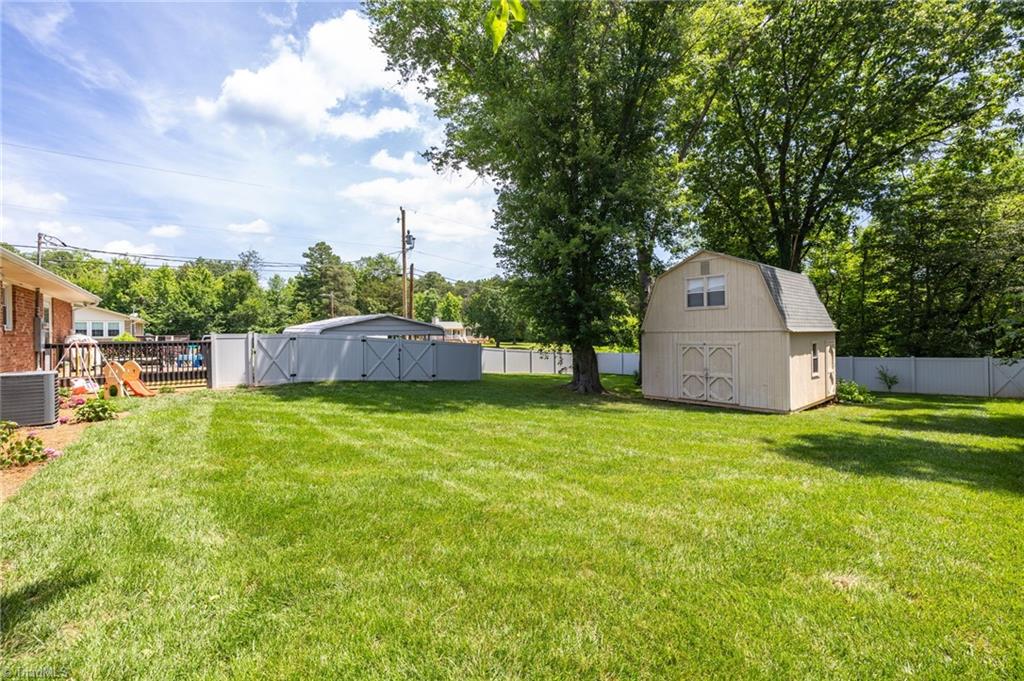 8108 US Highway 158 W
