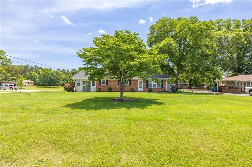 8108 US Highway 158 W