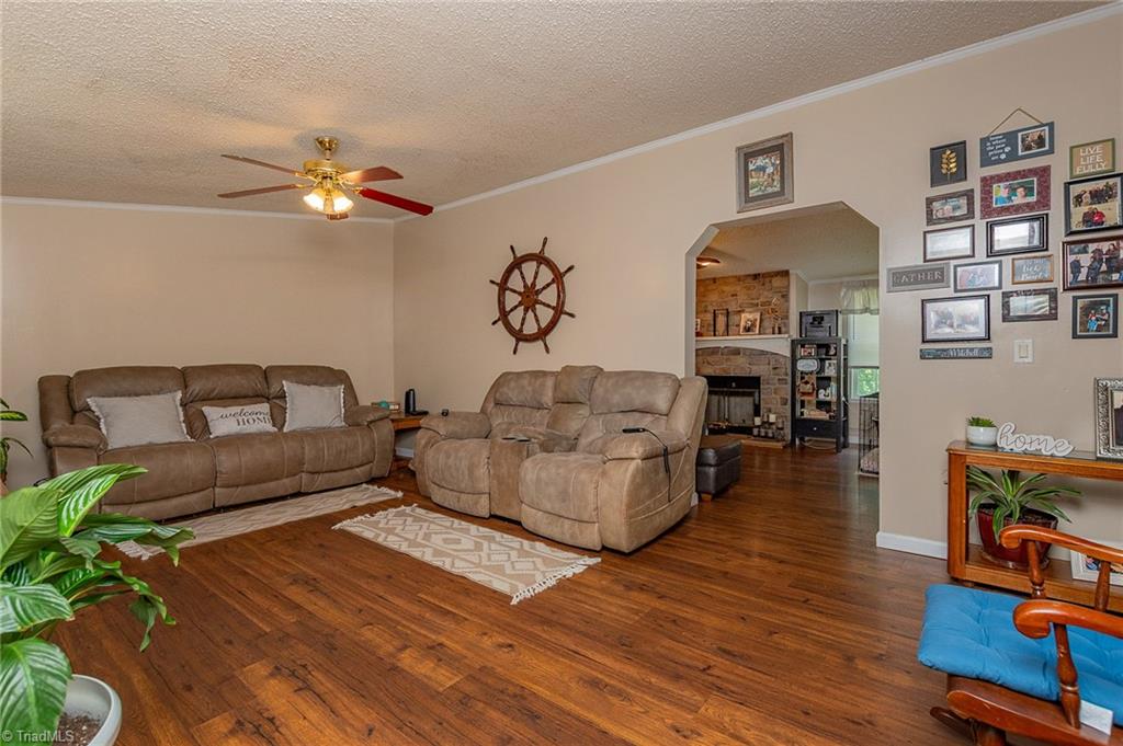 4600 Grooms Road