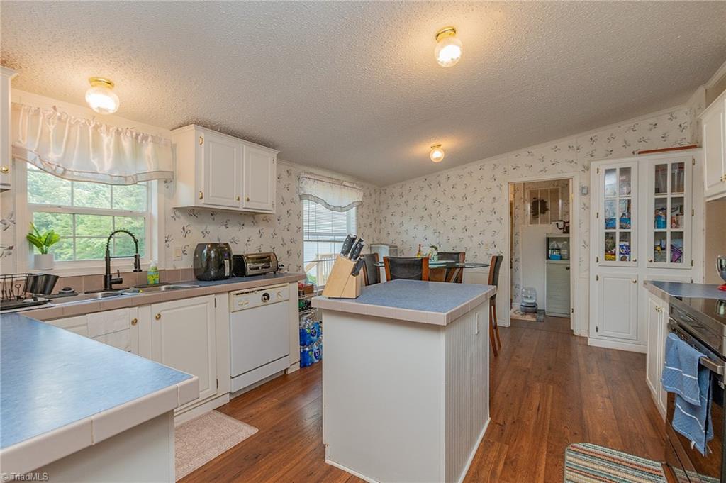 4600 Grooms Road
