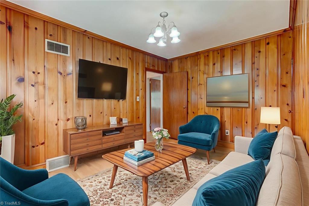 207 Mccollum Drive