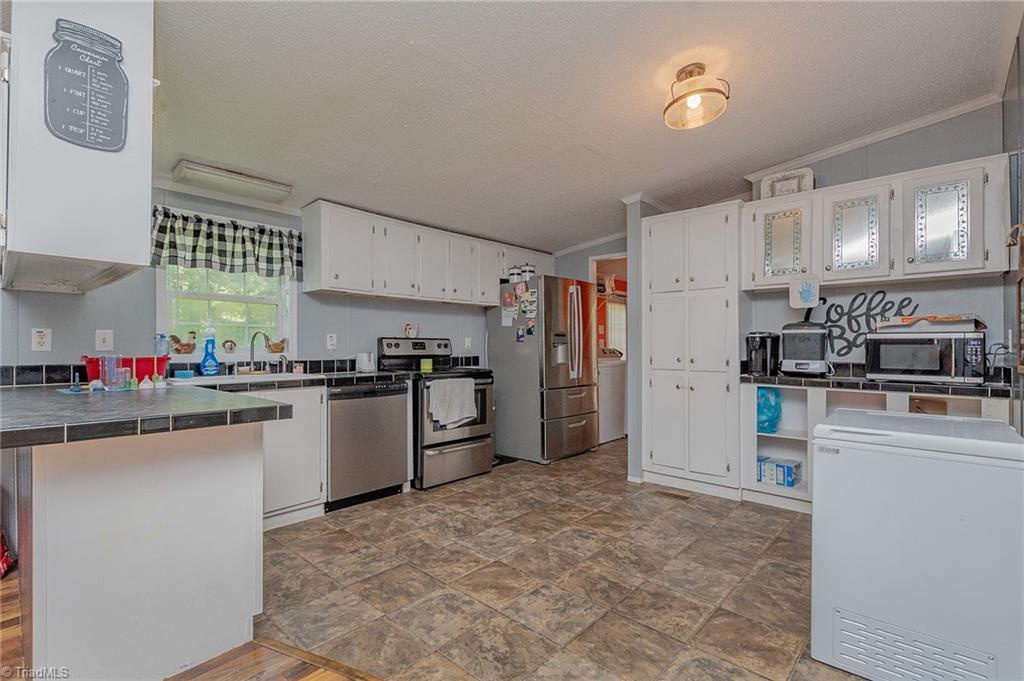 245 Rolling Meadows Drive