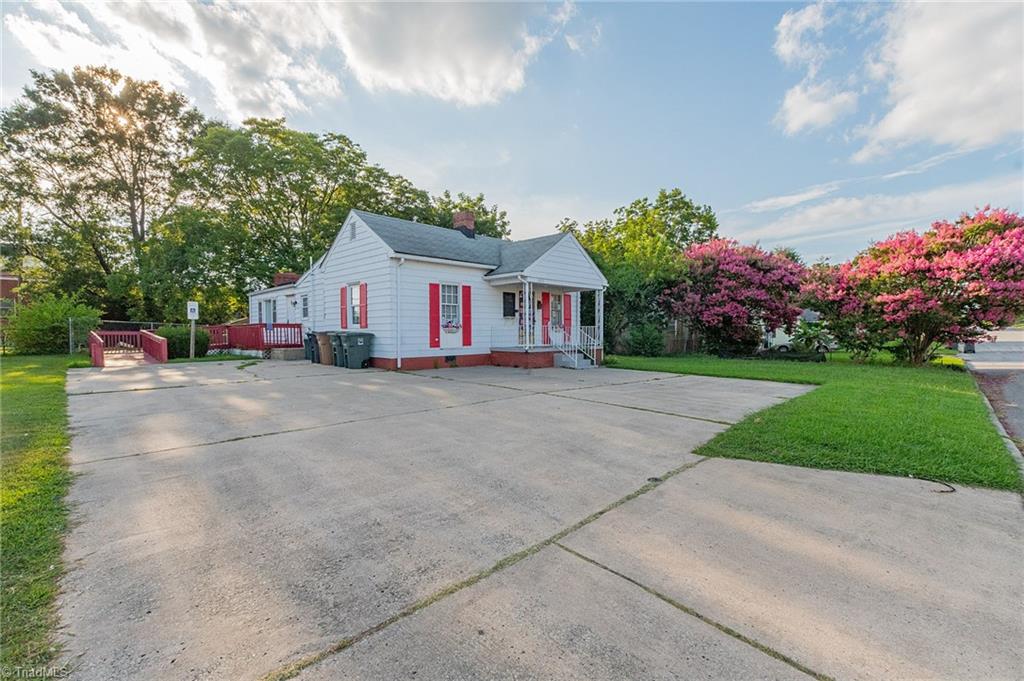 1203 Walnut Street