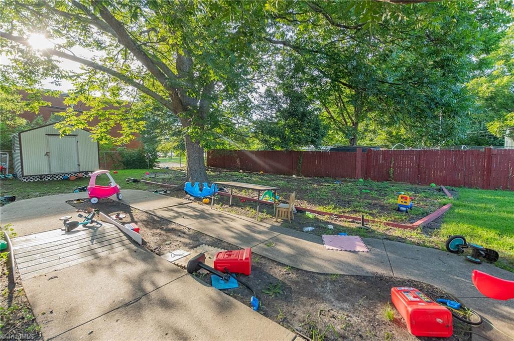 1203 Walnut Street
