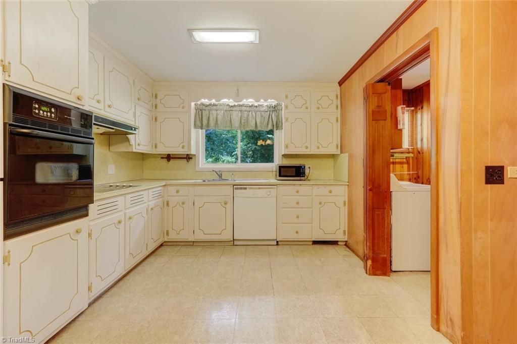 1117 Larkwood Drive