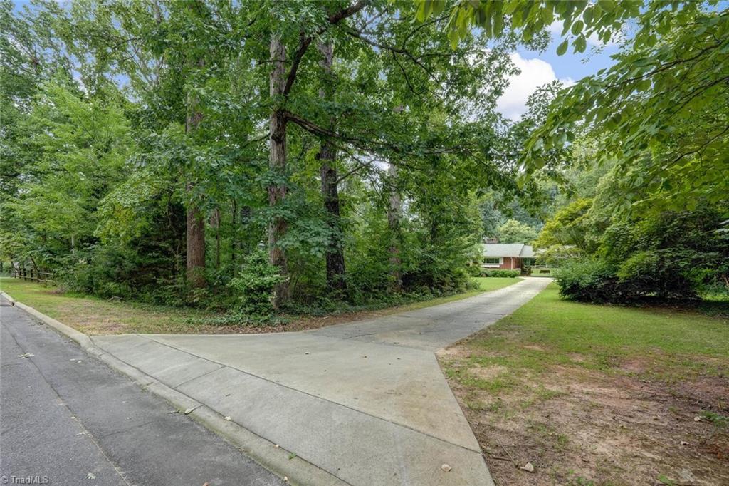 1117 Larkwood Drive