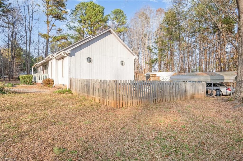 5607 Golden Needle Drive, McLeansville