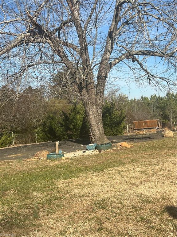 2831 Ayersville Road