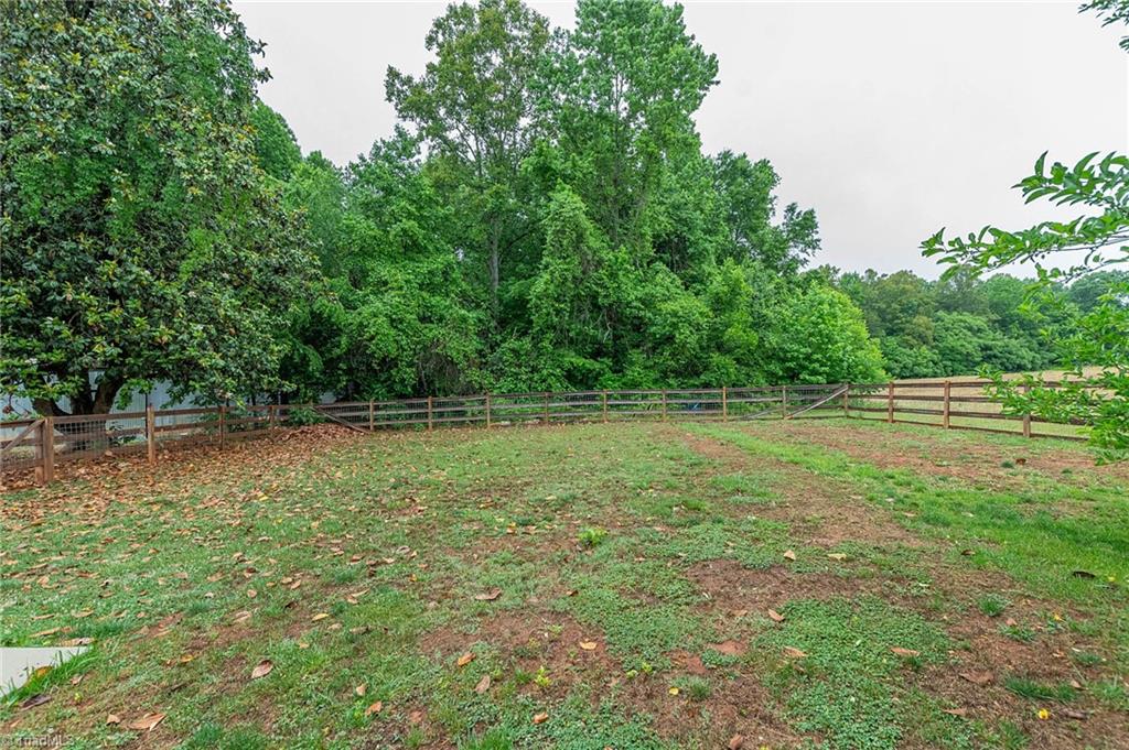 5947 Poley Road