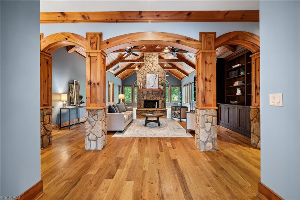 7313 Autumn Lake Drive