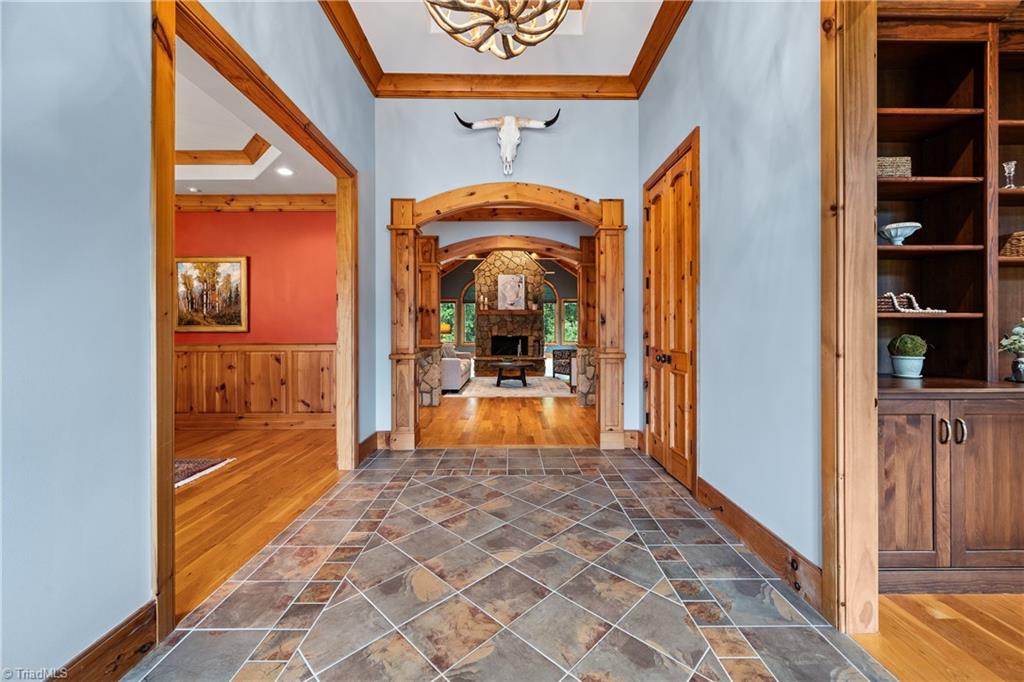 7313 Autumn Lake Drive