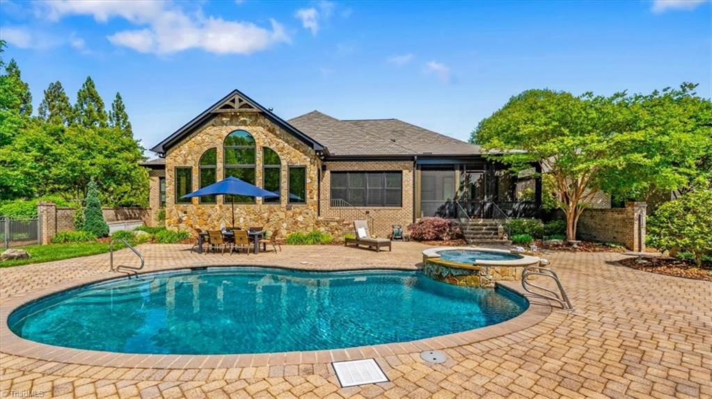 7313 Autumn Lake Drive