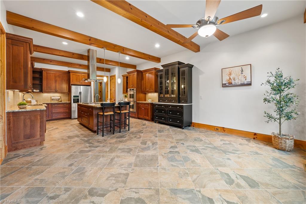 7313 Autumn Lake Drive