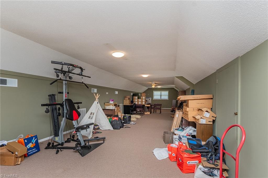 1315 Freeway Drive
