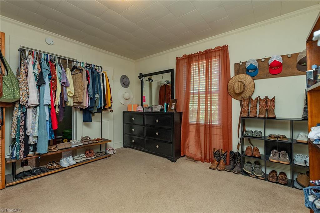 332 Dibrell Road