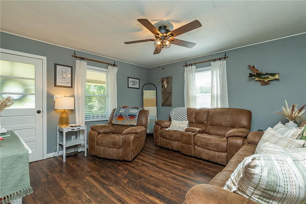 332 Dibrell Road