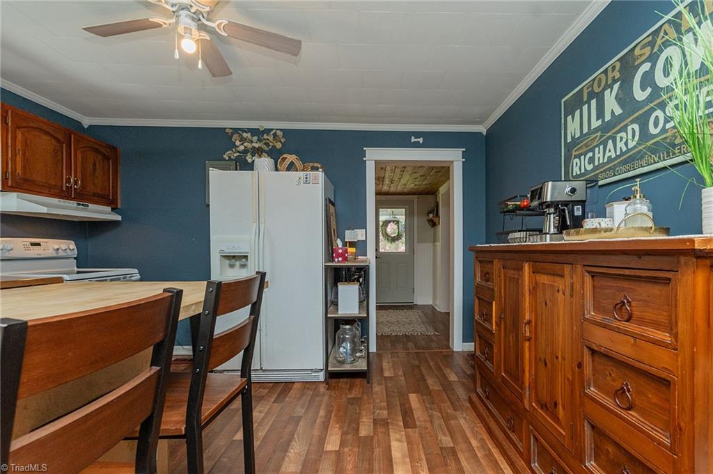332 Dibrell Road