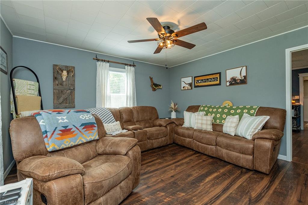 332 Dibrell Road