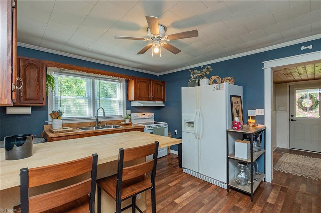 332 Dibrell Road
