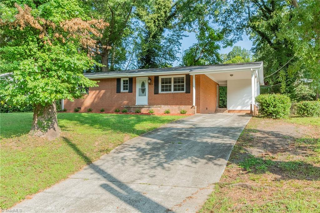 1207 Robin Road
