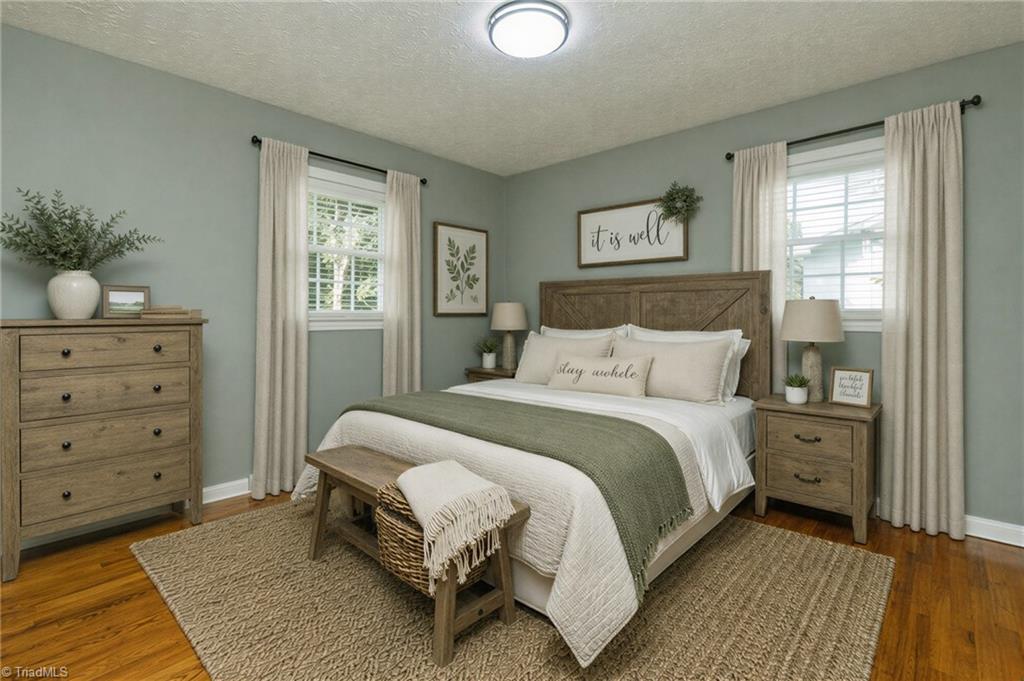 1207 Robin Road