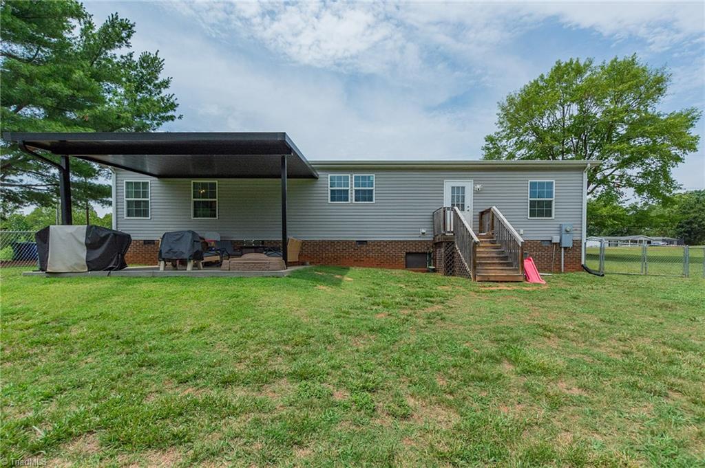 220 Bluejay Road